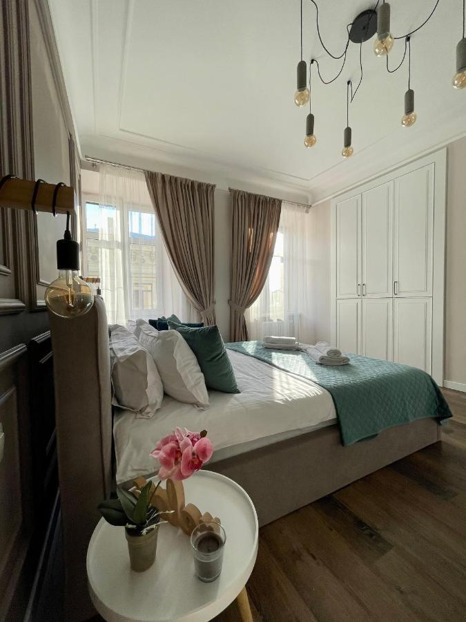 Von Cruss Apartments In Lviv Exterior photo
