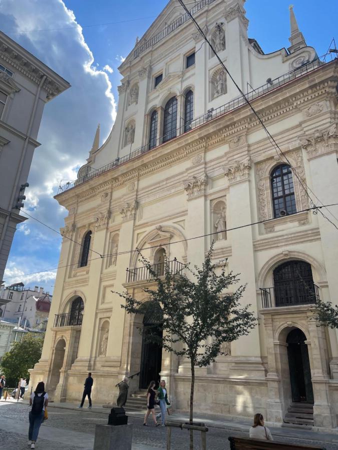 Von Cruss Apartments In Lviv Exterior photo